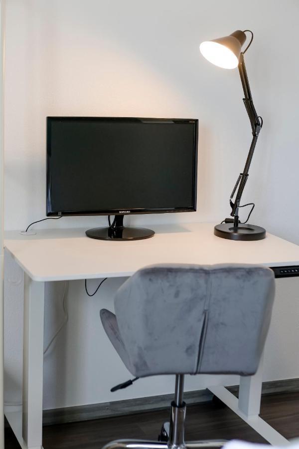 Lumen Homes - Design-Apt. Nahe Audi Und Altstadt, 3 Zimmer, Netflix Ingolstadt Extérieur photo